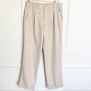 NikeGolf Dri fit Golf Pants in Beige